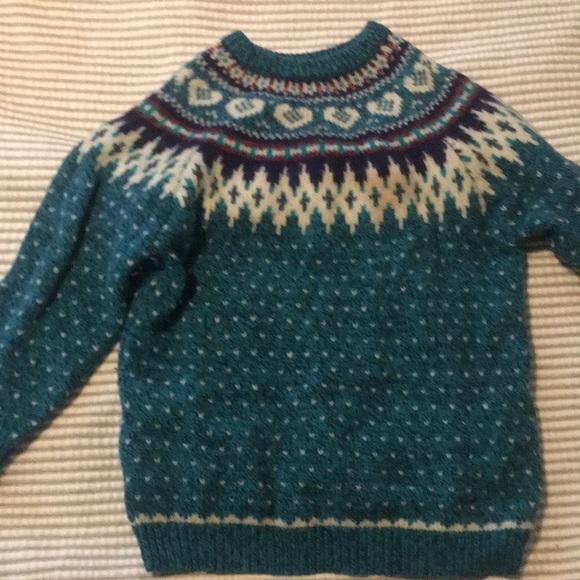 Woolrich Sweaters - Fair Isle wool sweater vintage. 85% wool, 15% nylon. Some stretch. Green, cute!